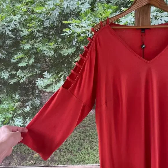 Adrianna Papell V-Neck Open String Sleeve Top Color Chili Size 1X. NEW - Picture 4 of 11